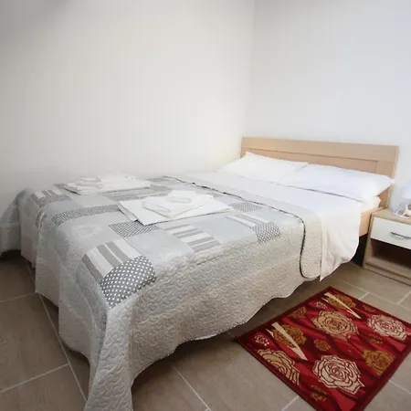 Romeo Guest house 2*